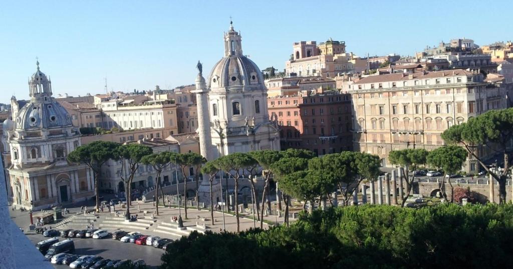 Il Grillo Ai Fori Romani 5* Roma
