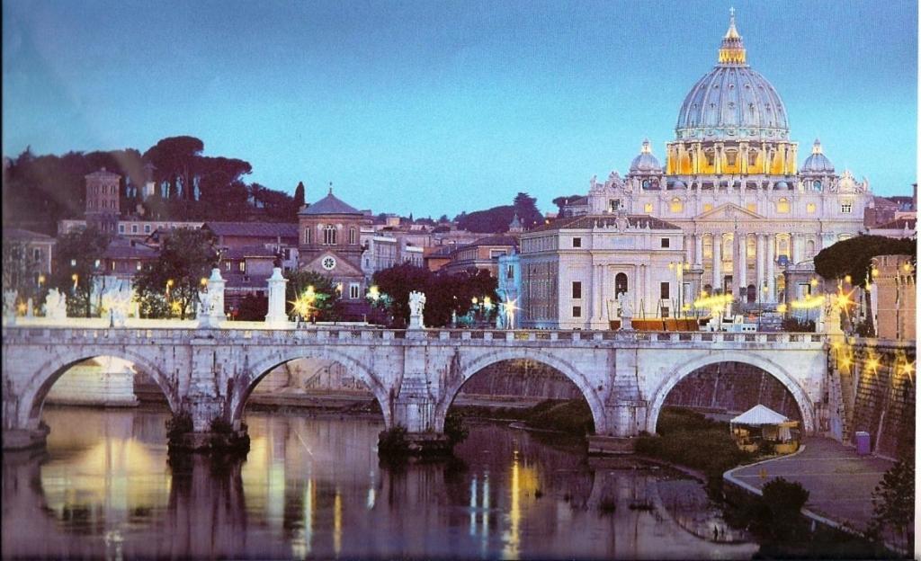 Il Grillo Ai Fori Romani Roma
