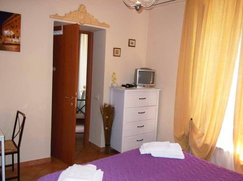 Hotel Il Grillo Ai Fori Romani Roma