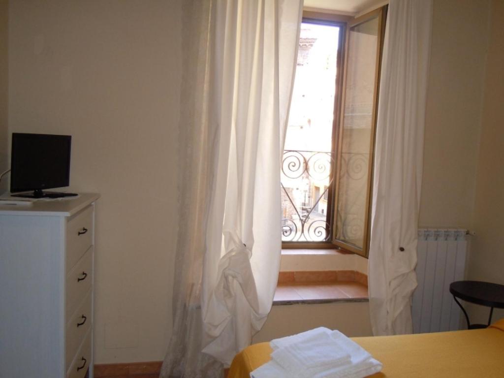 Il Grillo Ai Fori Romani 5* Roma